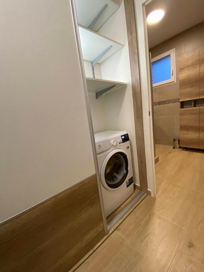 Centrum Apartman Kaposvár エクステリア 写真