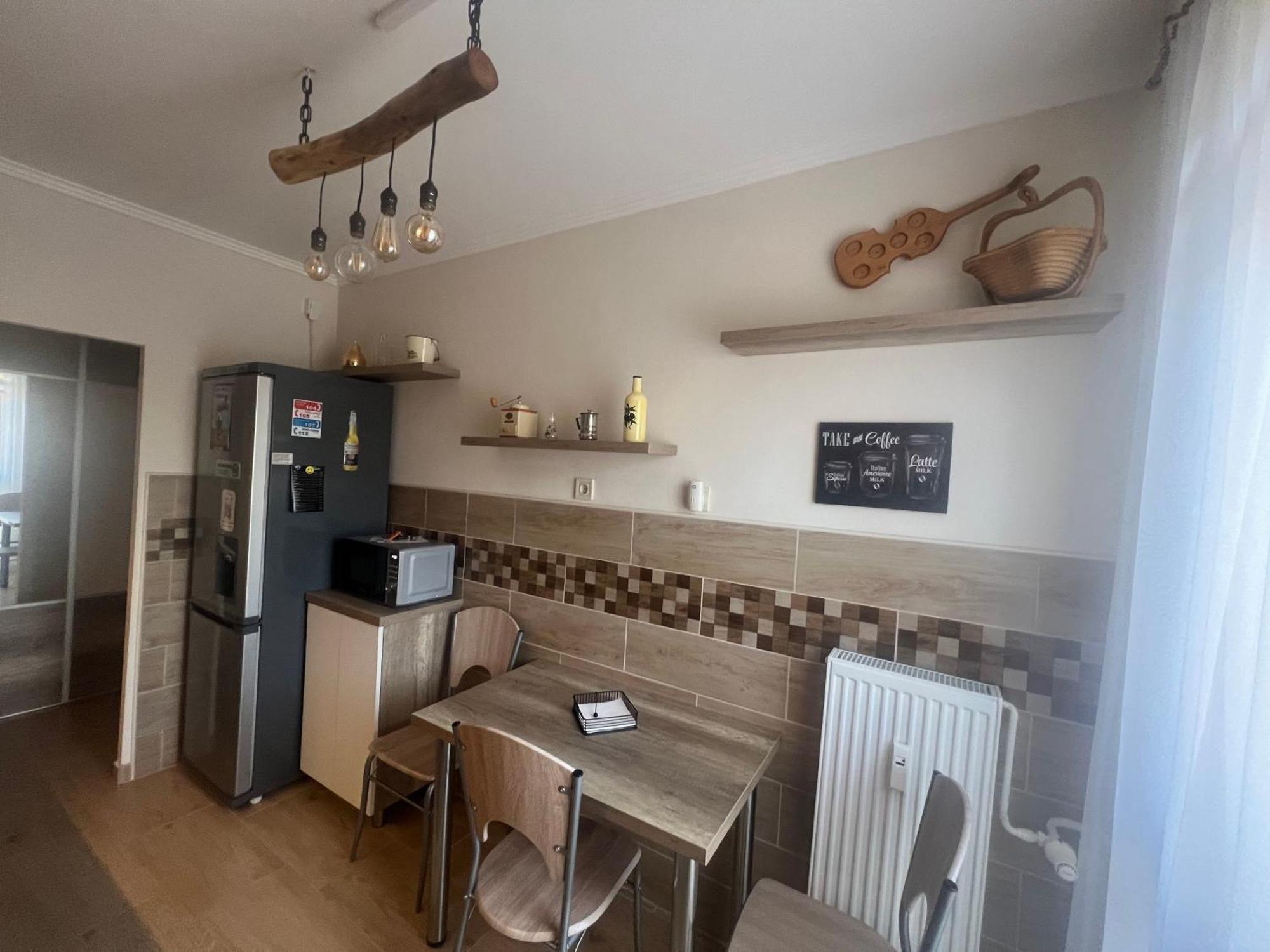 Centrum Apartman Kaposvár エクステリア 写真